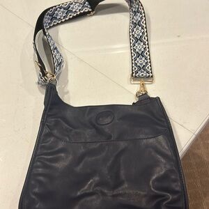 Great shoulder bag great condition
